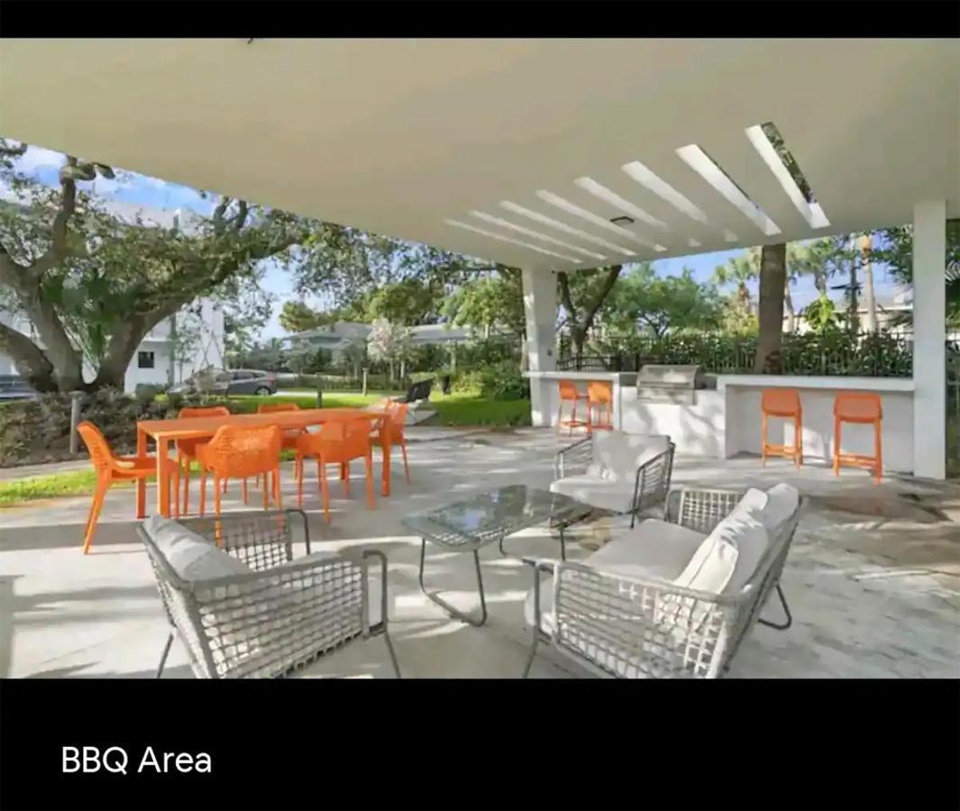 Lux Place And Cozy 3Beds 2Rooms Enjoy Life In Wpb Gym, Ev Station Nearby The Downtown And Beaches West Palm Beach Kültér fotó